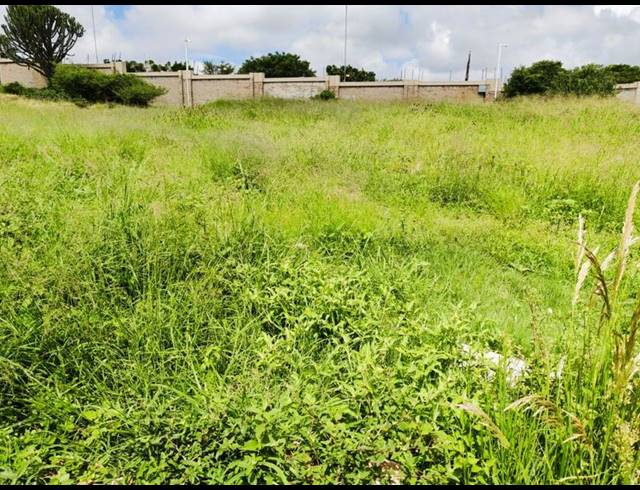 LAND FOR SALE IN WOODHILL ESTATE